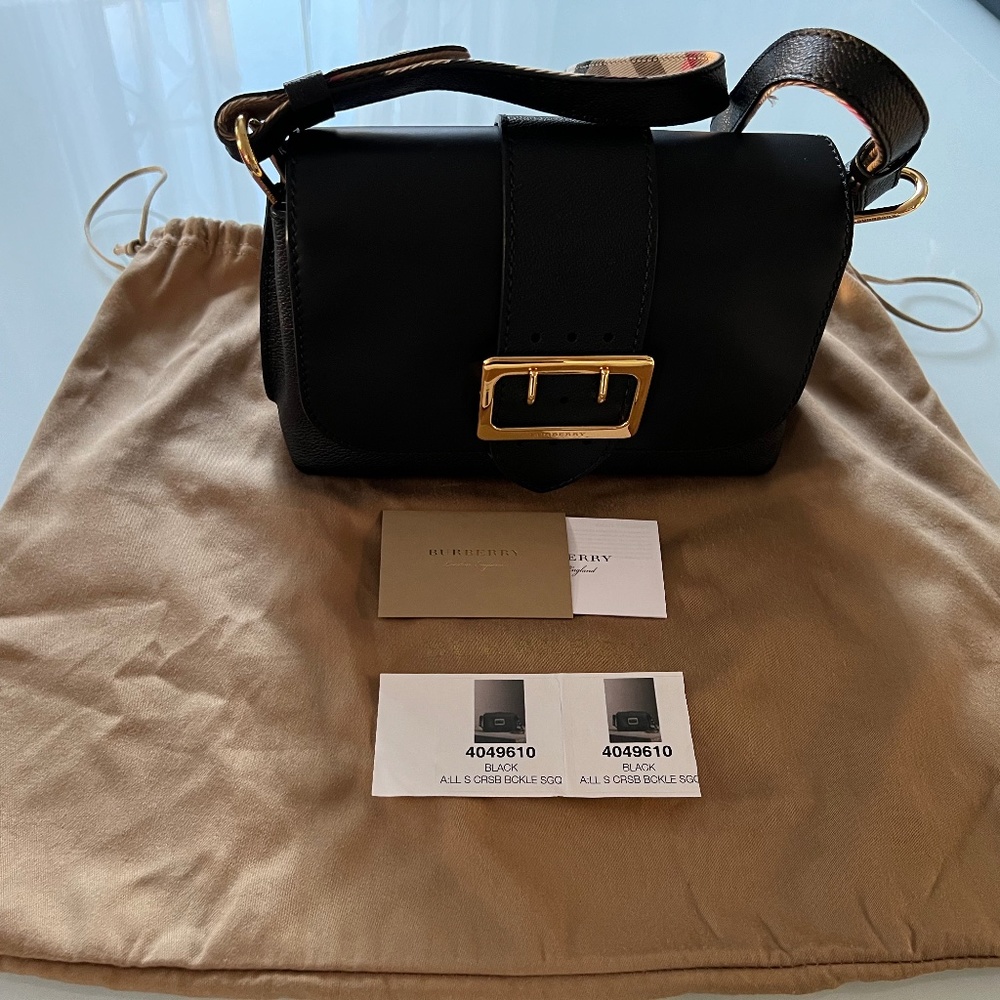 Burberry Crossbody Bag/Black/Leather